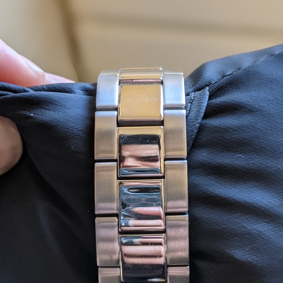 Zadig and Voltaire Unisex Skull Watch - Picture 7 of 10